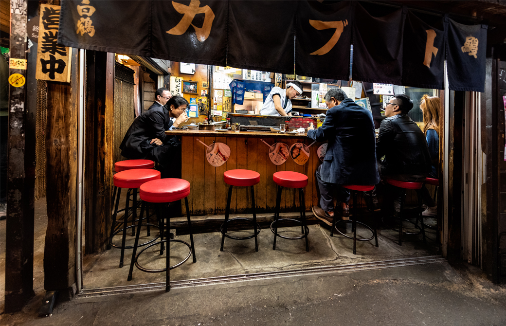 クラブハウス記事 居酒屋のカウンター