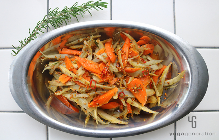 ゴボウとニンジンでローズマリーのアーリオ・オーリオ・ペペロンチーノ