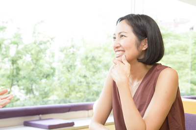 笑顔のサントーシマ香先生