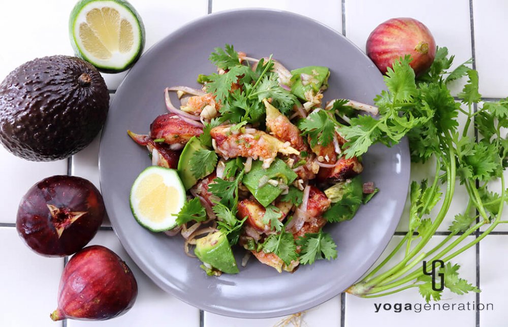 残暑を爽やかに楽しむ！イチジクとアボカドのメキシカンサラダ