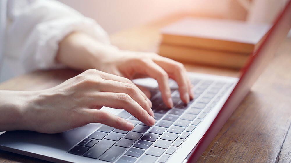 研究の方法：該当キーワードでの文献検索