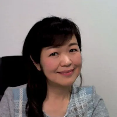 顔ヨガ協会代表：高橋睦子社長